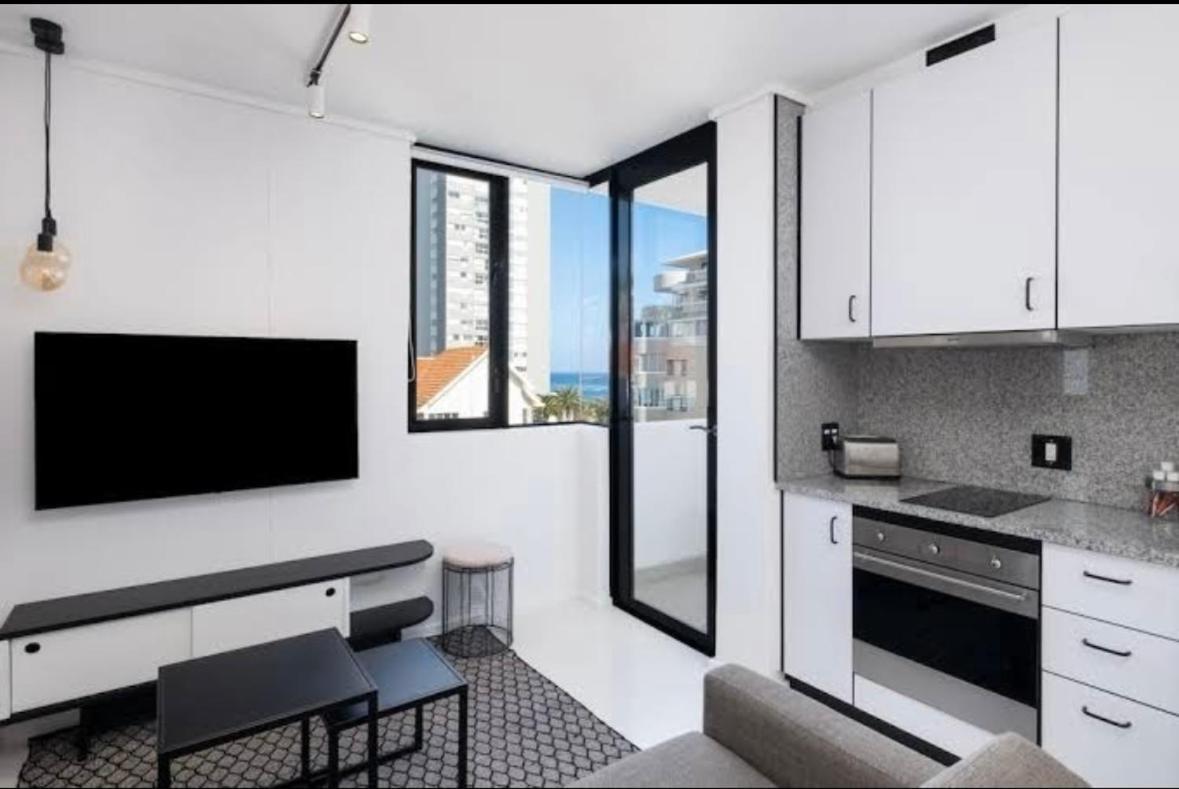Sea Point Luxury *